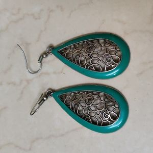 4 partywear earrings